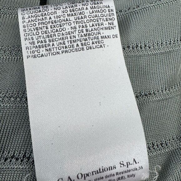 Giorgio Armani Zippered Viscose Sweater Jacket (EU 48/US 16) - Picture 11 of 11